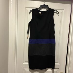 Size 6 Ann Klein sheath dress black, gray, purple color block.